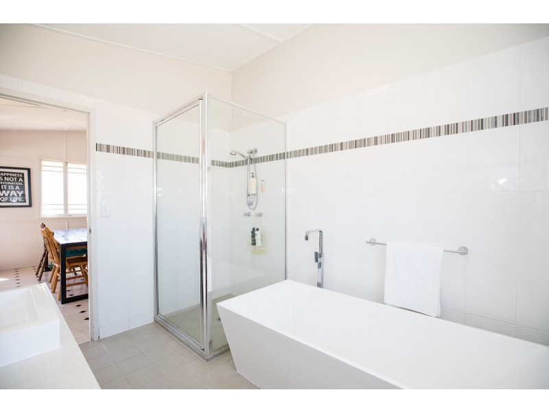 18B Allendale Drive, Alligator Creek QLD 4816