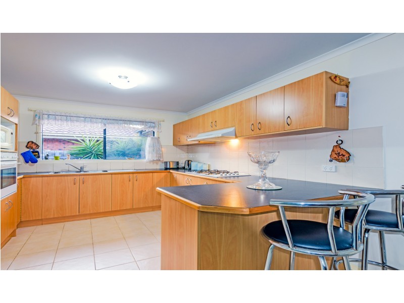 3 Amity Way, Cranbourne West VIC 3977