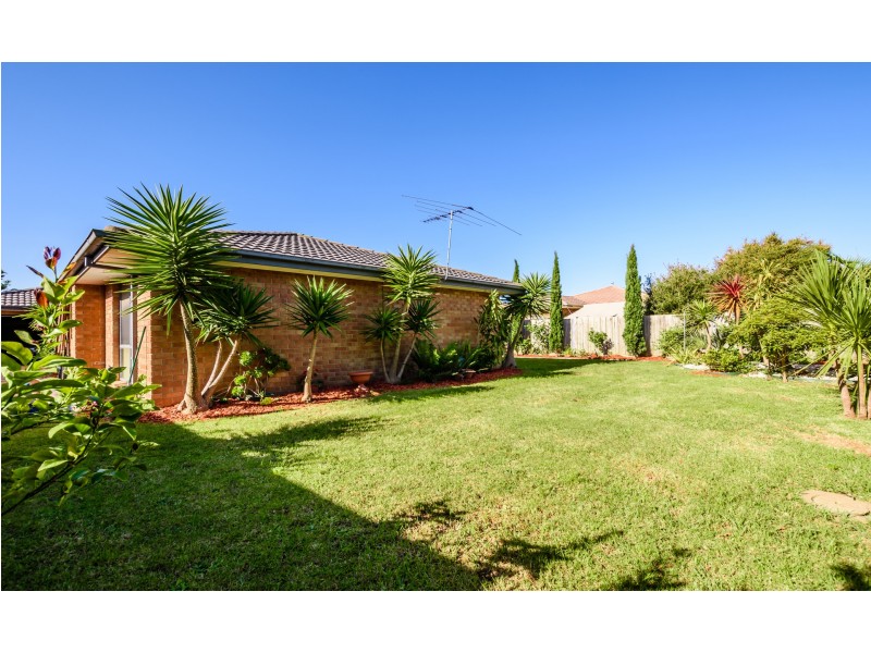 3 Amity Way, Cranbourne West VIC 3977