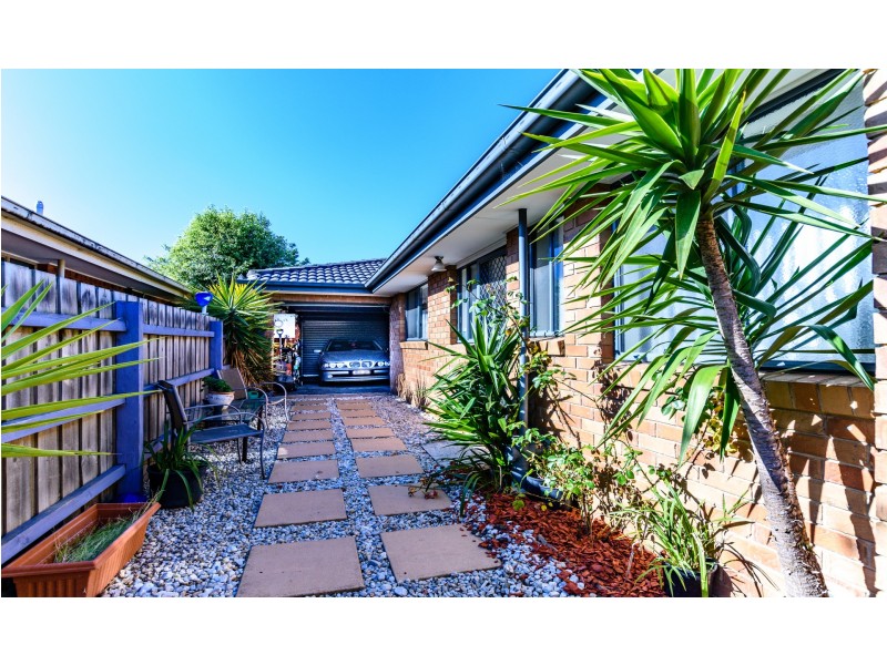 3 Amity Way, Cranbourne West VIC 3977