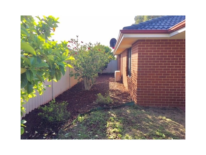 8 Torquay Way, Secret Harbour WA 6173