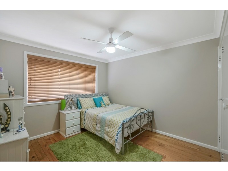 19 Adam Place, Macquarie Fields NSW 2564