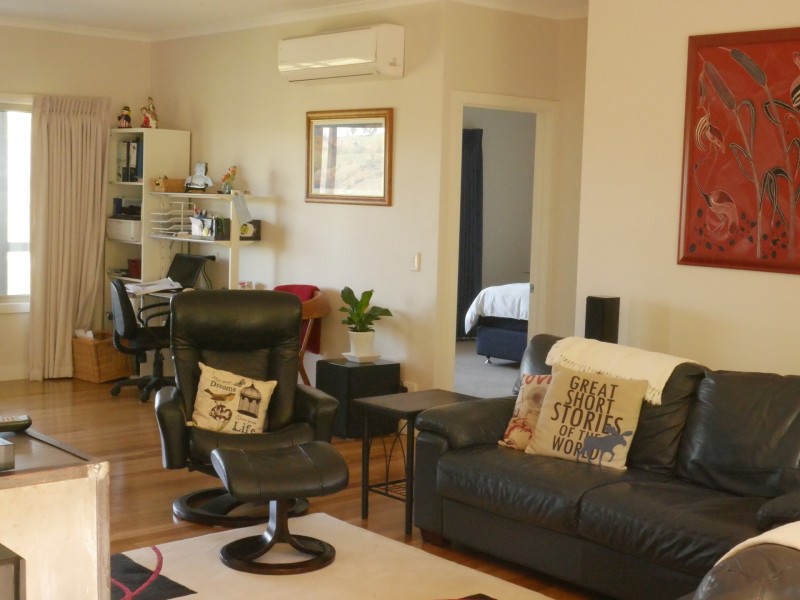40 Woodgates Rd, Buchan South VIC 3885