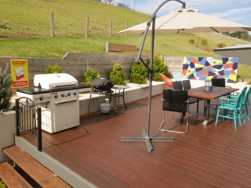 40 Woodgates Rd, Buchan South VIC 3885