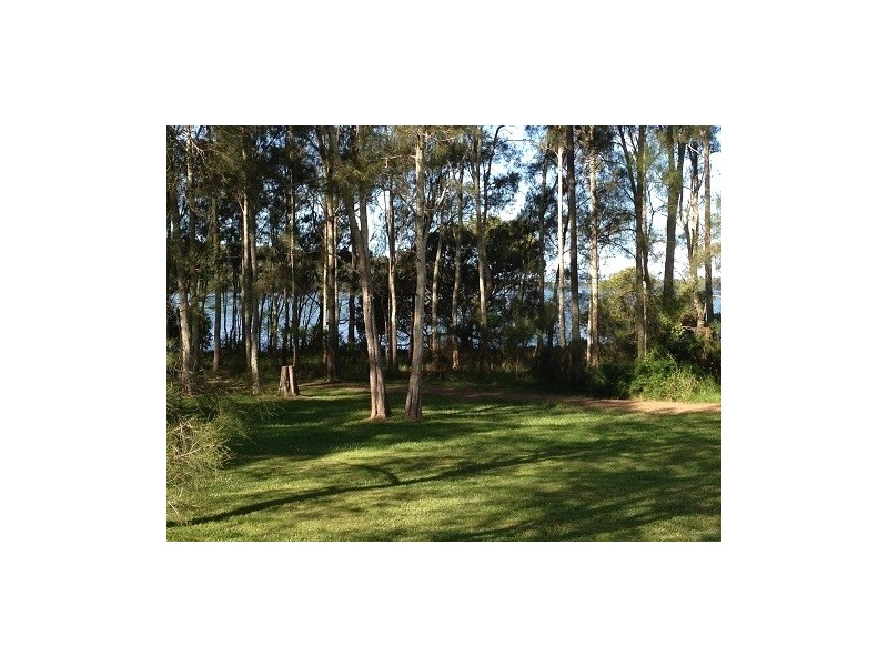 12 Coomba Road, Coomba Park NSW 2428