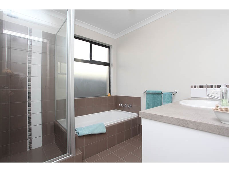 9 Tarcoola Link, Byford WA 6122