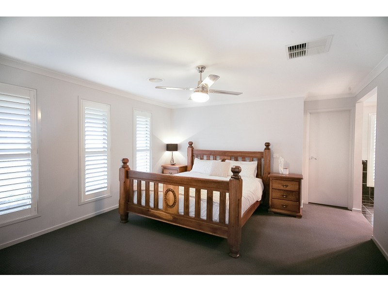 21 ANTHONY AVENUE, Tocumwal NSW 2714