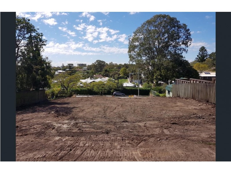 21 Thomson Street, Greenslopes QLD 4120