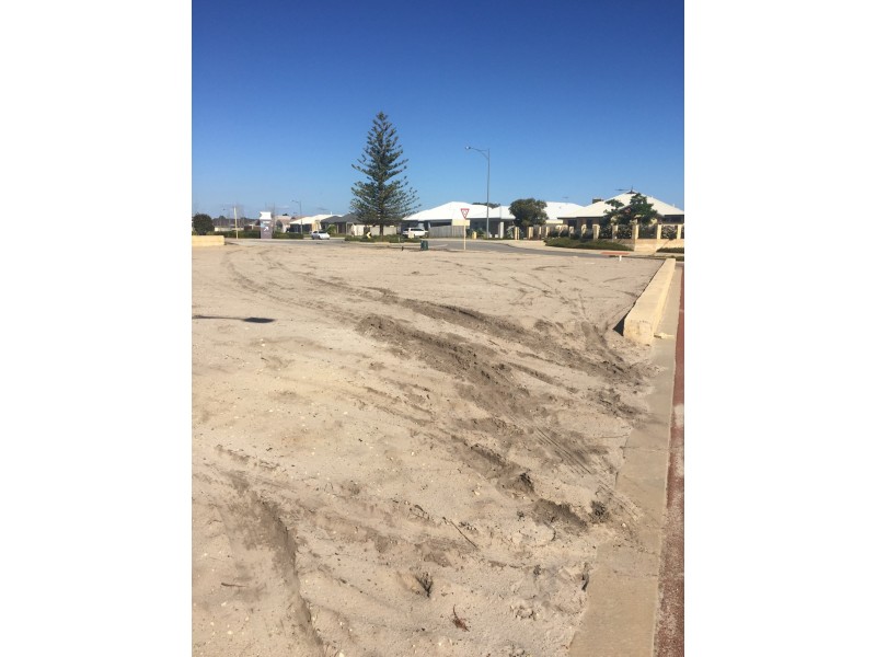5 Gemstone Parade, Wellard WA 6170