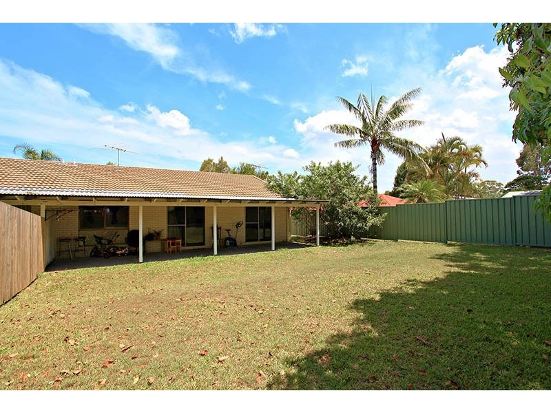 13 Fraser Place, Morayfield QLD 4506