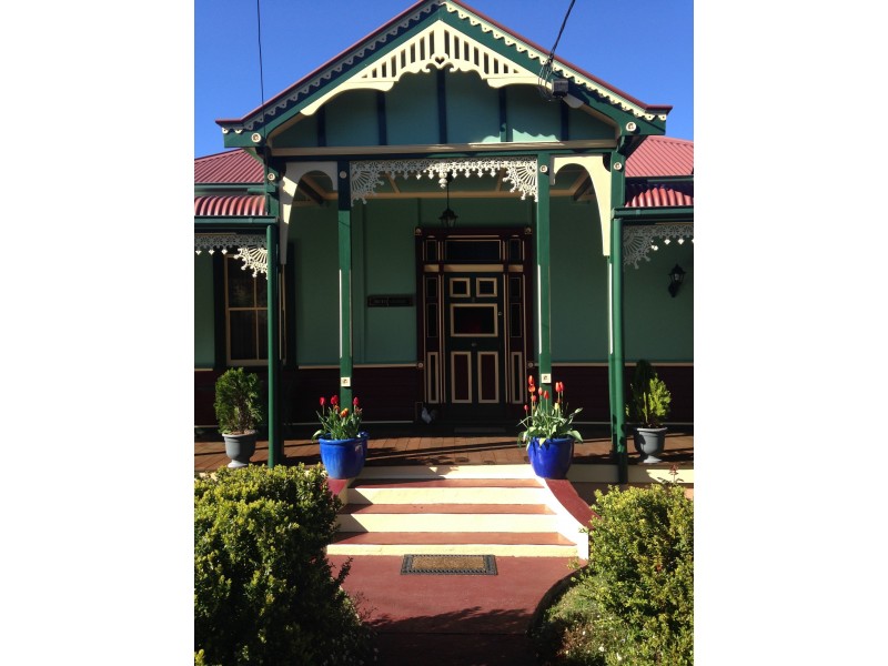 275 Meade St, Glen Innes NSW 2370