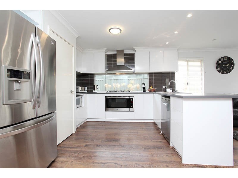134 Honeywood Avenue, Wandi WA 6167