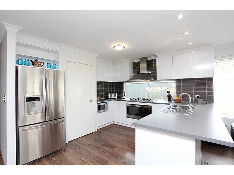 134 Honeywood Avenue, Wandi WA 6167