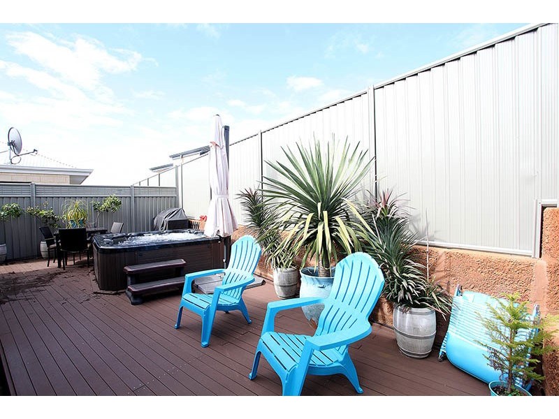 134 Honeywood Avenue, Wandi WA 6167