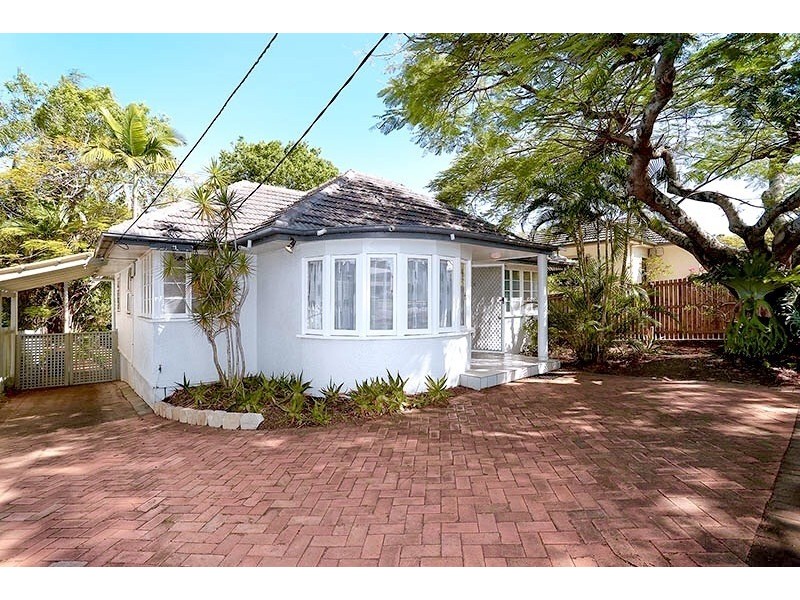 17 Orvieto Street, Yeronga QLD 4104