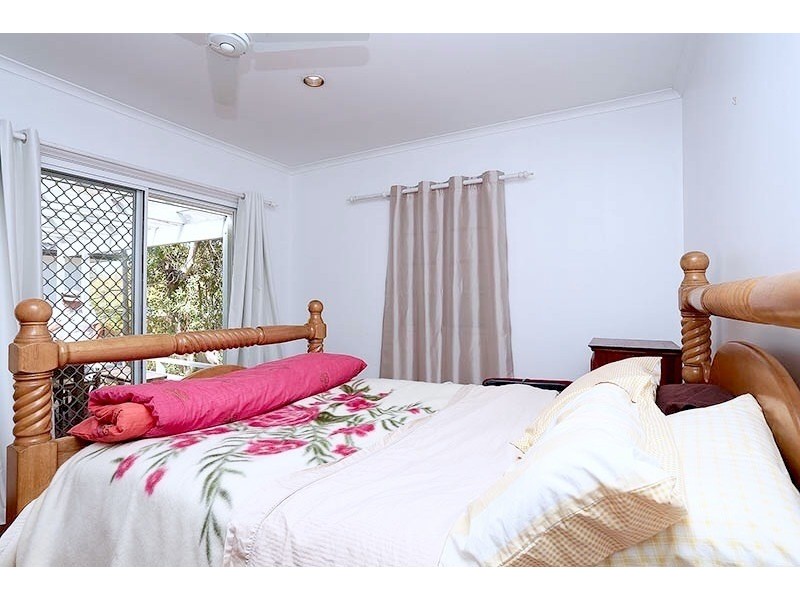 17 Orvieto Street, Yeronga QLD 4104