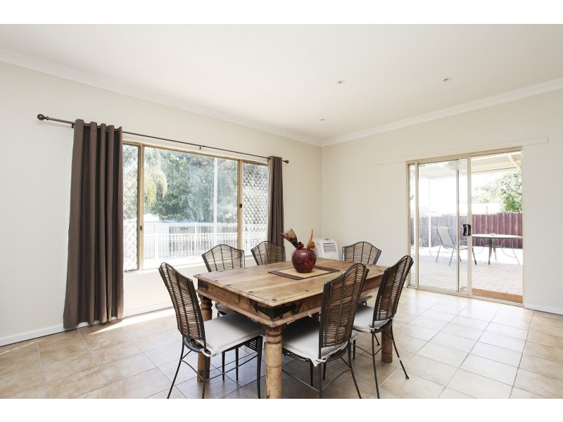 18  Gallagher St, Eden Hill WA 6054