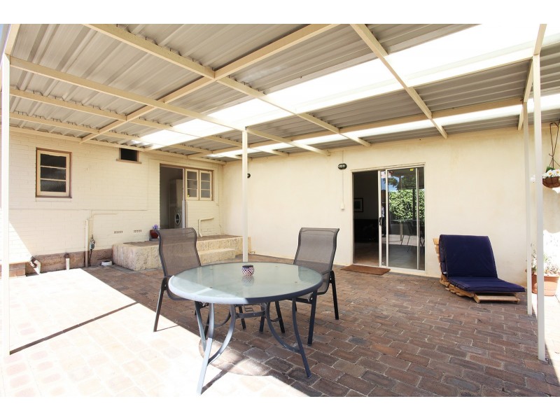 18  Gallagher St, Eden Hill WA 6054