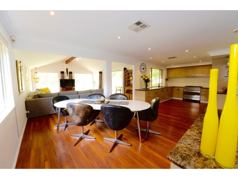 14 Artane Court, Waterford WA 6152