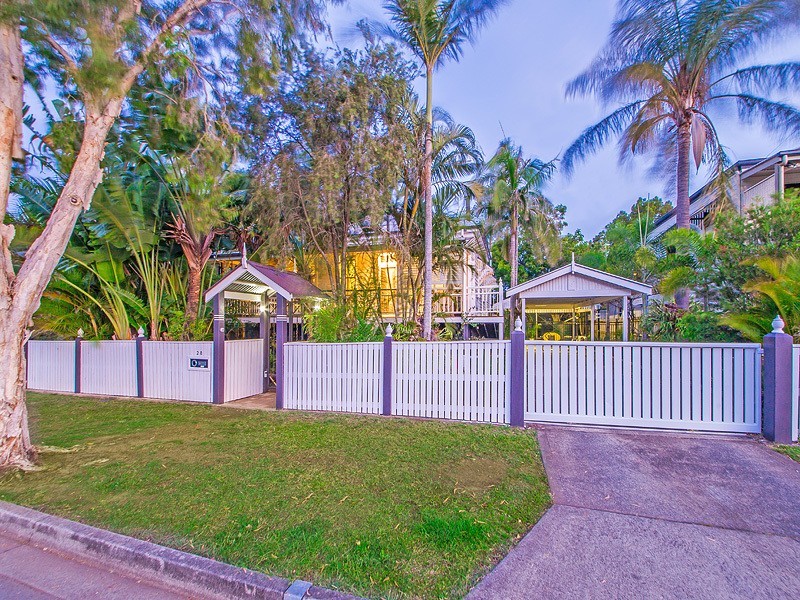 28 Barnham St, Wynnum QLD 4178
