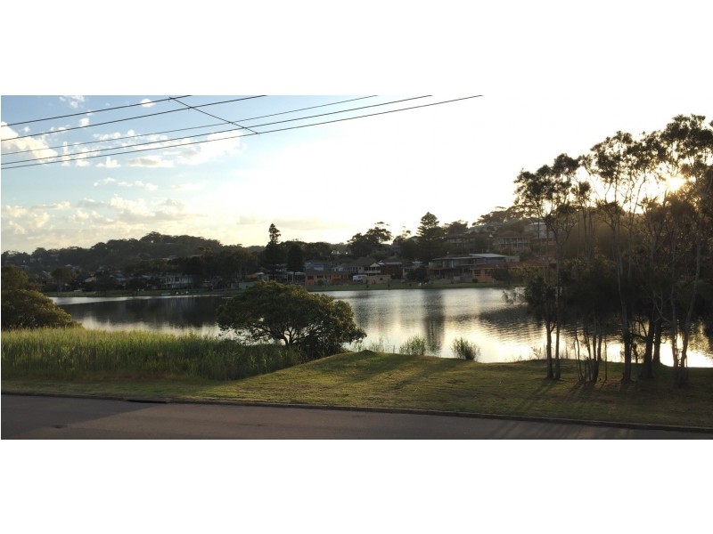 24 Lake View Road, Wamberal NSW 2260
