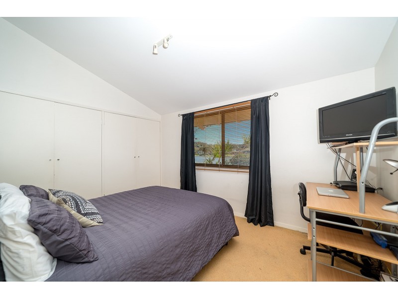 24 Lake View Road, Wamberal NSW 2260