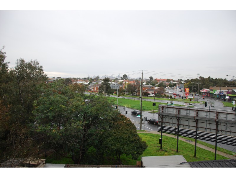 208/432 Geelong Road, West Footscray VIC 3012