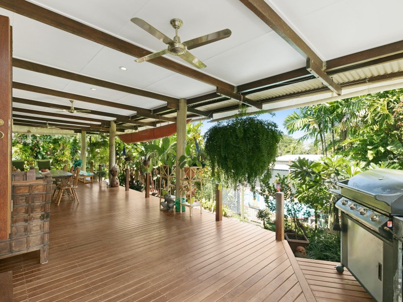 14 Gavin Street, Smithfield QLD 4878