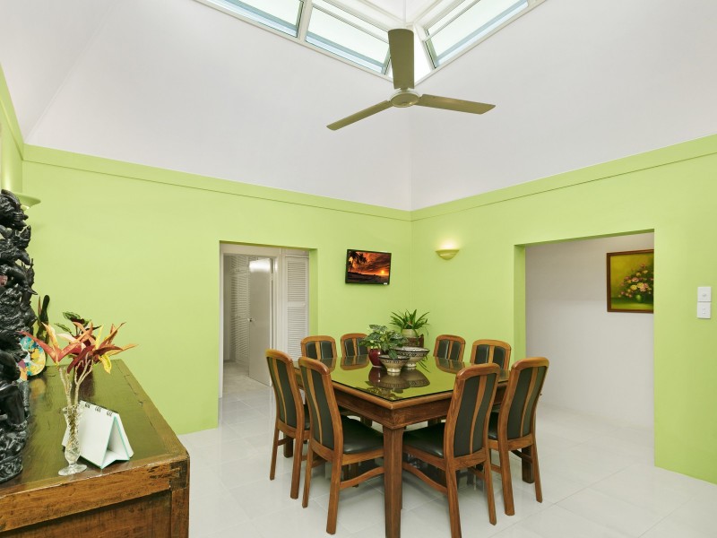 14 Gavin Street, Smithfield QLD 4878