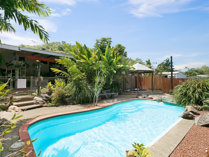 14 Gavin Street, Smithfield QLD 4878