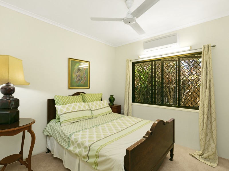 14 Gavin Street, Smithfield QLD 4878