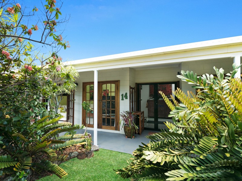 14 Gavin Street, Smithfield QLD 4878