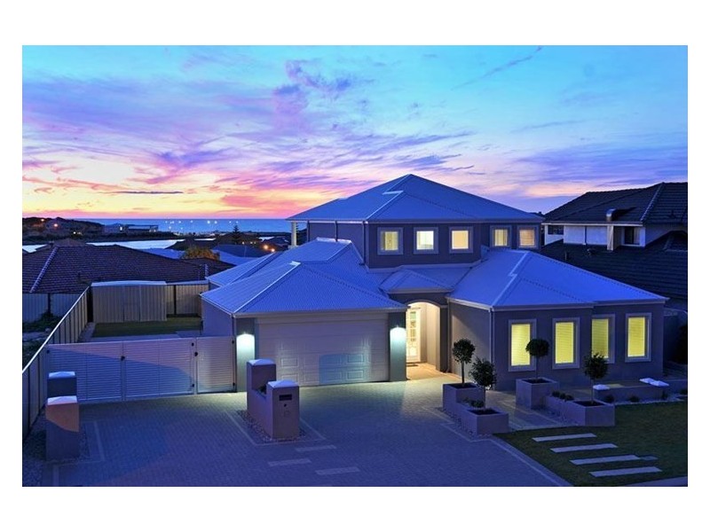 12 Australis Circle, Wannanup WA 6210