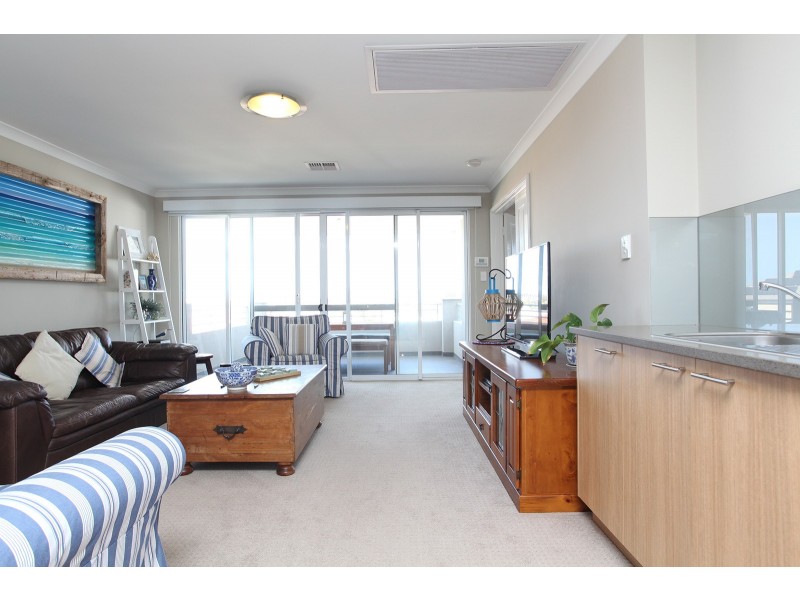 12 Australis Circle, Wannanup WA 6210