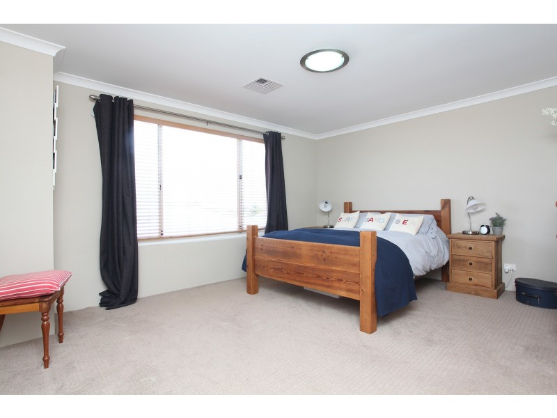 12 Australis Circle, Wannanup WA 6210