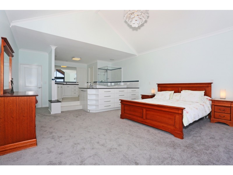 4 Donnybrook Turn, Dawesville WA 6211