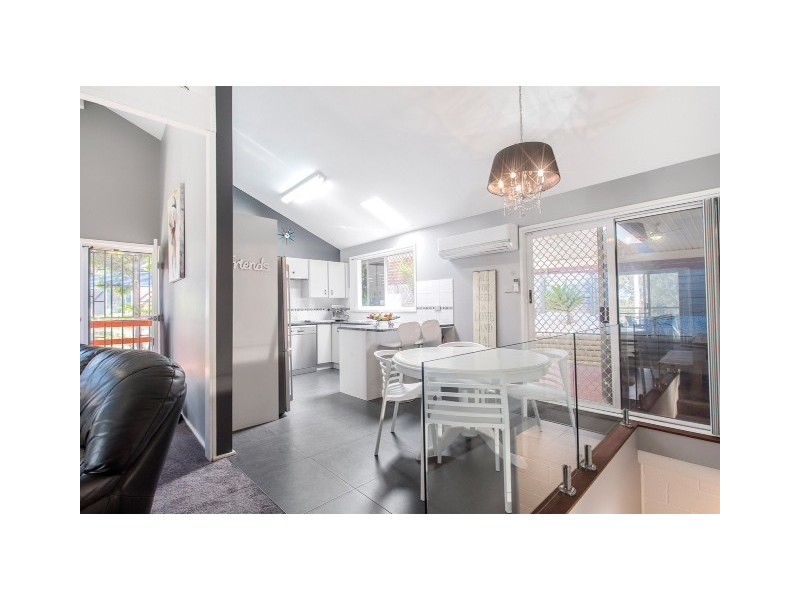 46 Coal Point Road, Coal Point NSW 2283