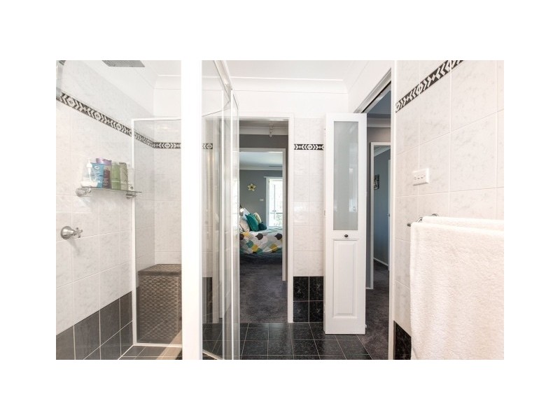 46 Coal Point Road, Coal Point NSW 2283