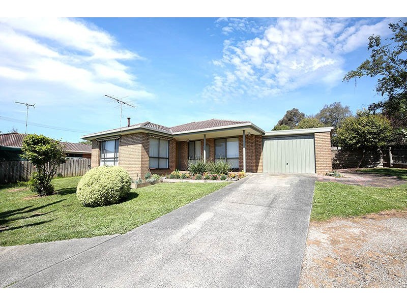 3/4 Somerset Drive, Warragul VIC 3820
