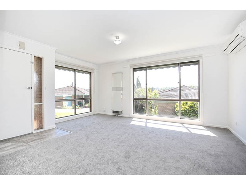 3/4 Somerset Drive, Warragul VIC 3820