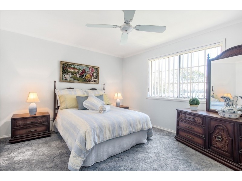 43 Lloyd Avenue, Chain Valley Bay NSW 2259