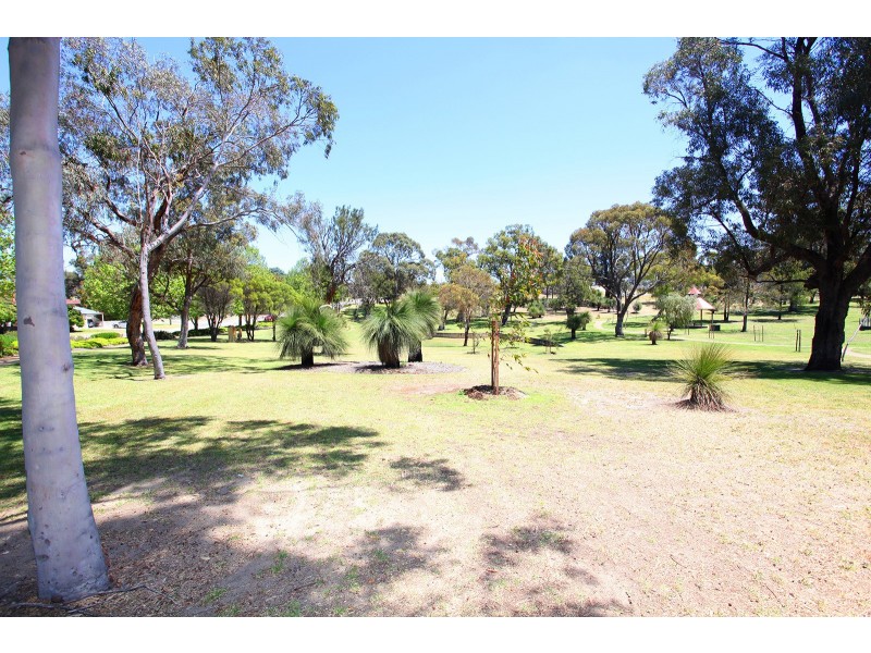 78 Counsel Road, Coolbellup WA 6163