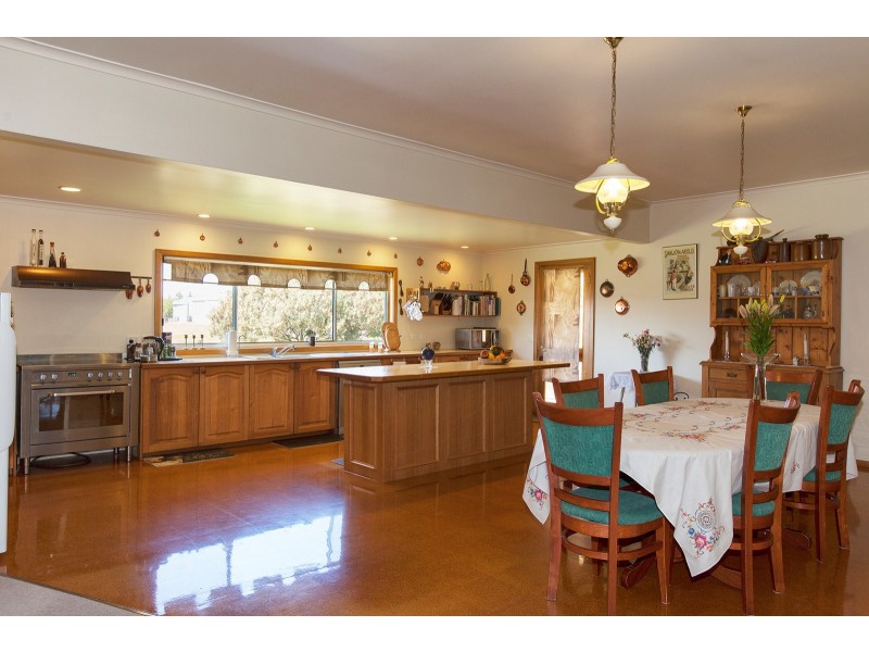 10 Gordon Street, Ararat VIC 3377