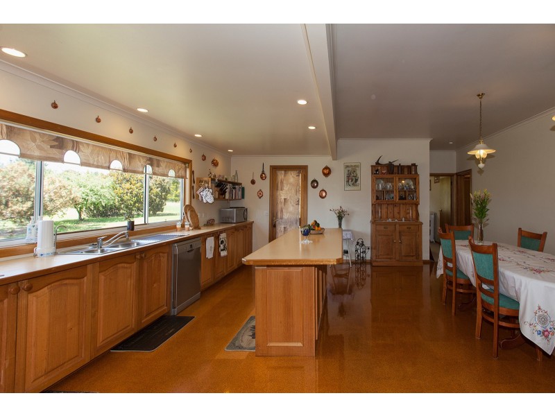 10 Gordon Street, Ararat VIC 3377