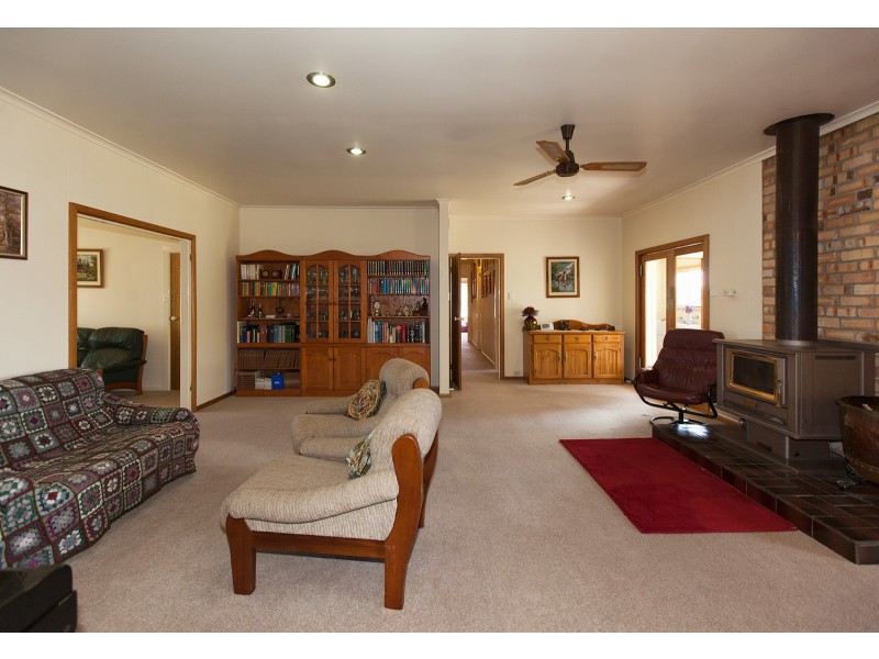 10 Gordon Street, Ararat VIC 3377