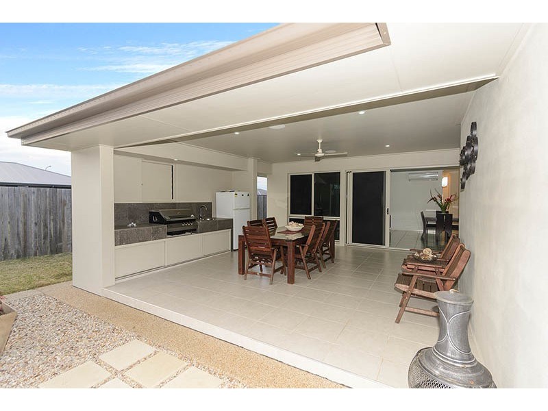 3 Tranquility Place, Bargara QLD 4670