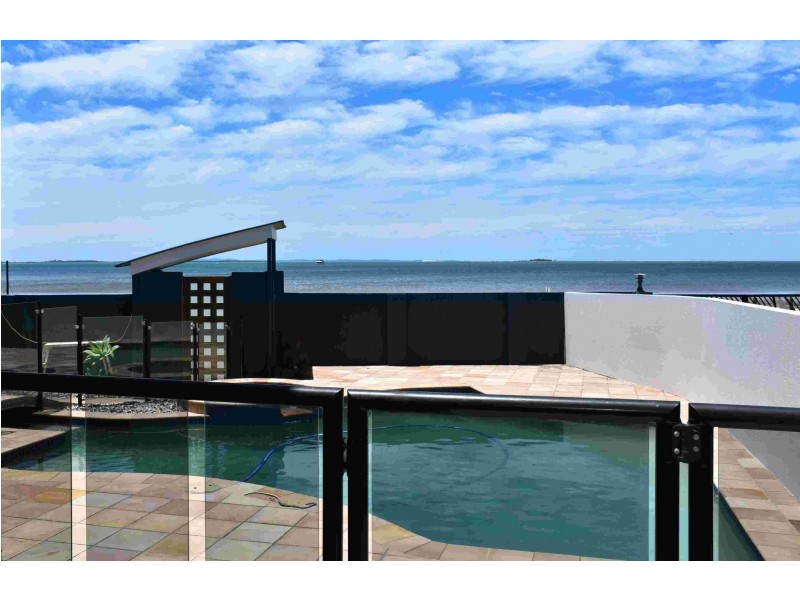 240 Queens Esp, Thorneside QLD 4158