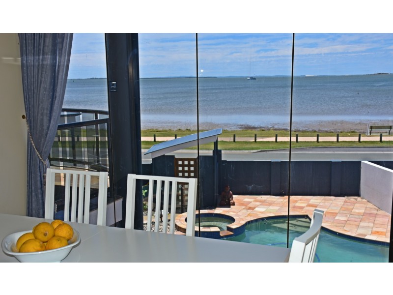 240 Queens Esp, Thorneside QLD 4158