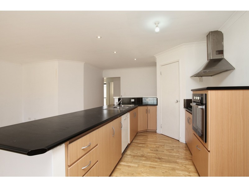 44 Shropshire Crescent, Butler WA 6036