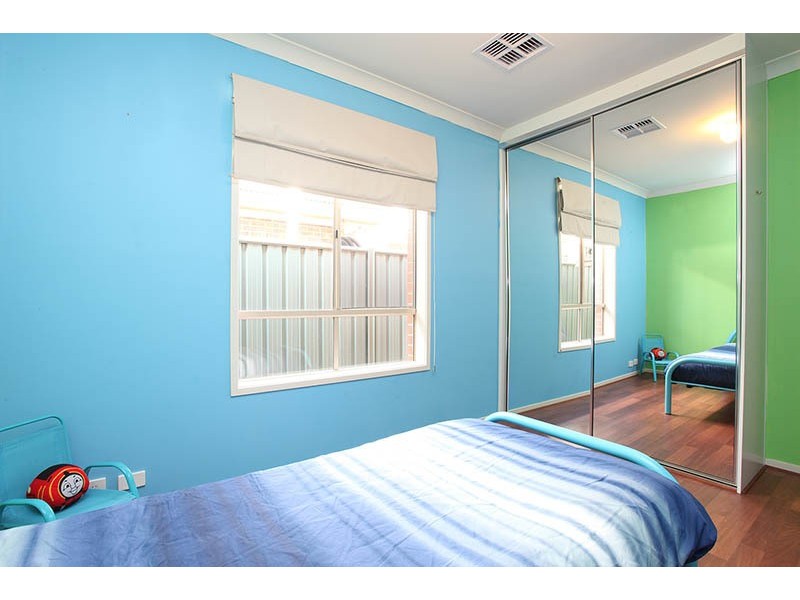 42 Newland Way, Mawson Lakes SA 5095